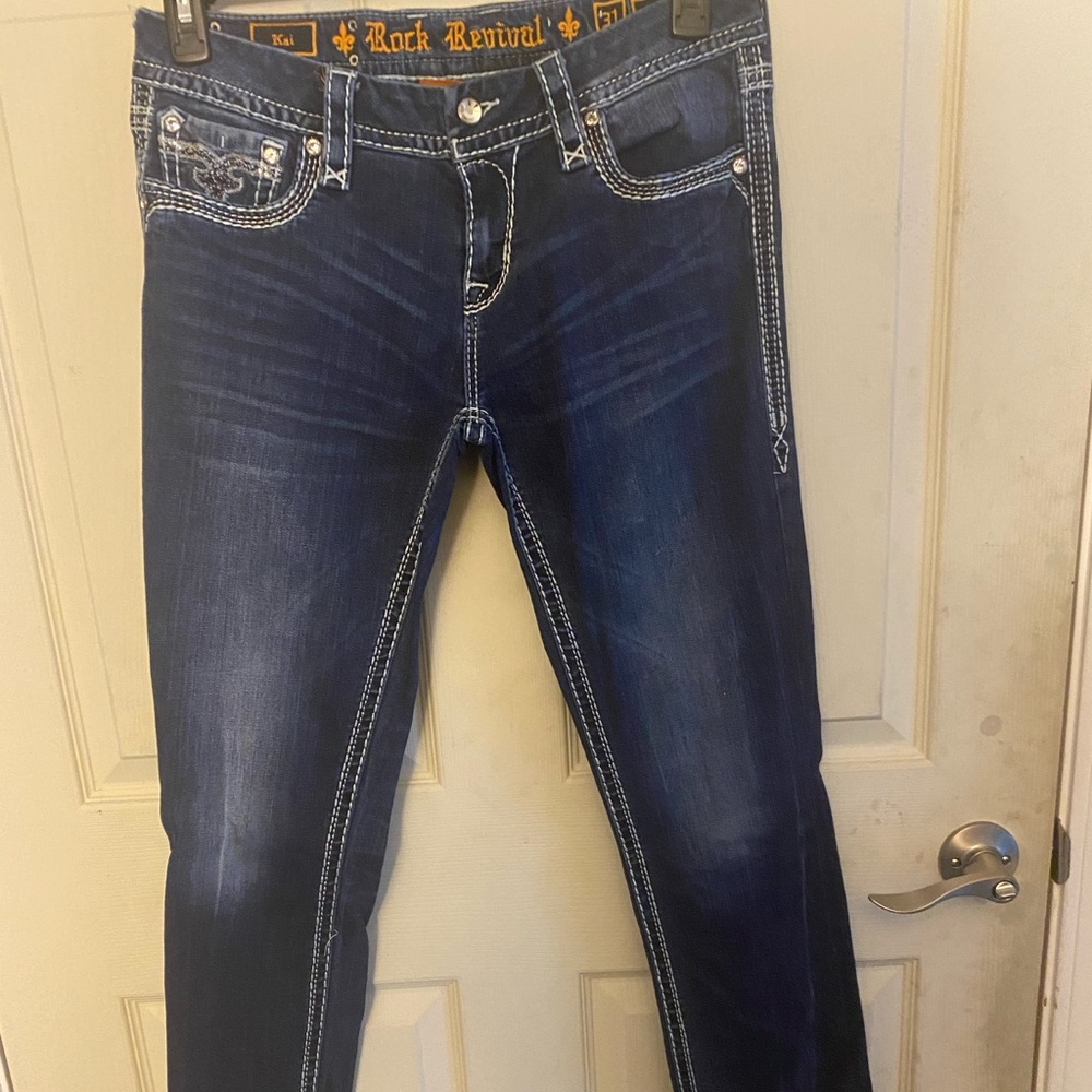 Rock Revival Straight Cut Jeans